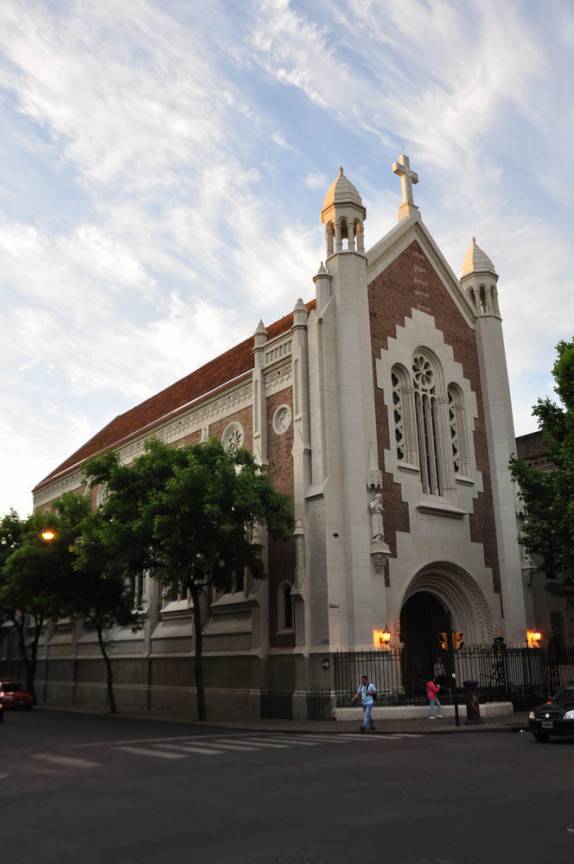 Igreja no Boulevard Oroño, em Rosário, na Argentina